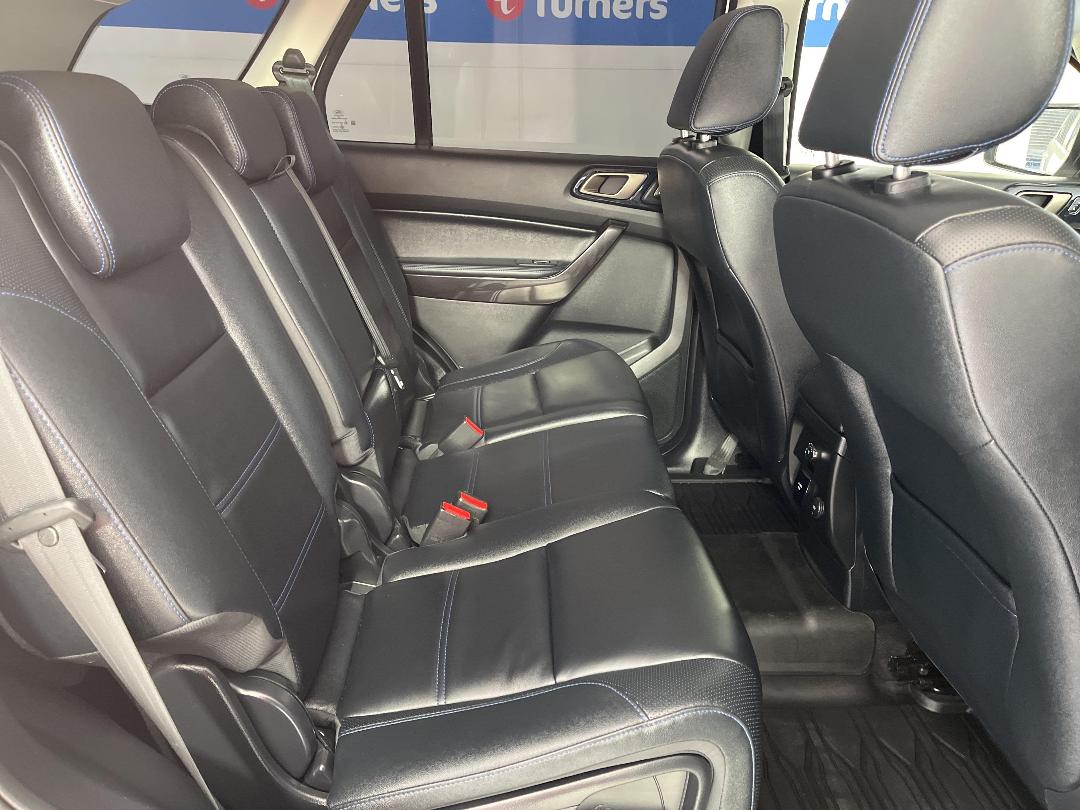 Photo '20' of Ford Everest