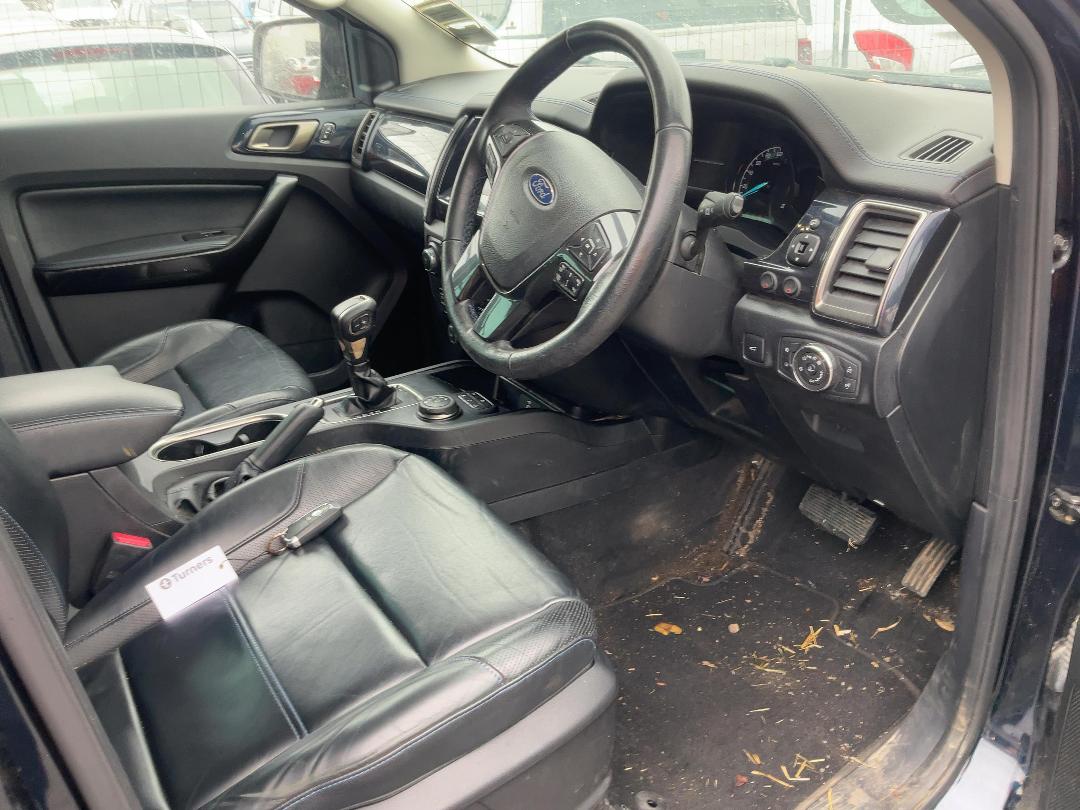 Photo '5' of Ford Everest Sport