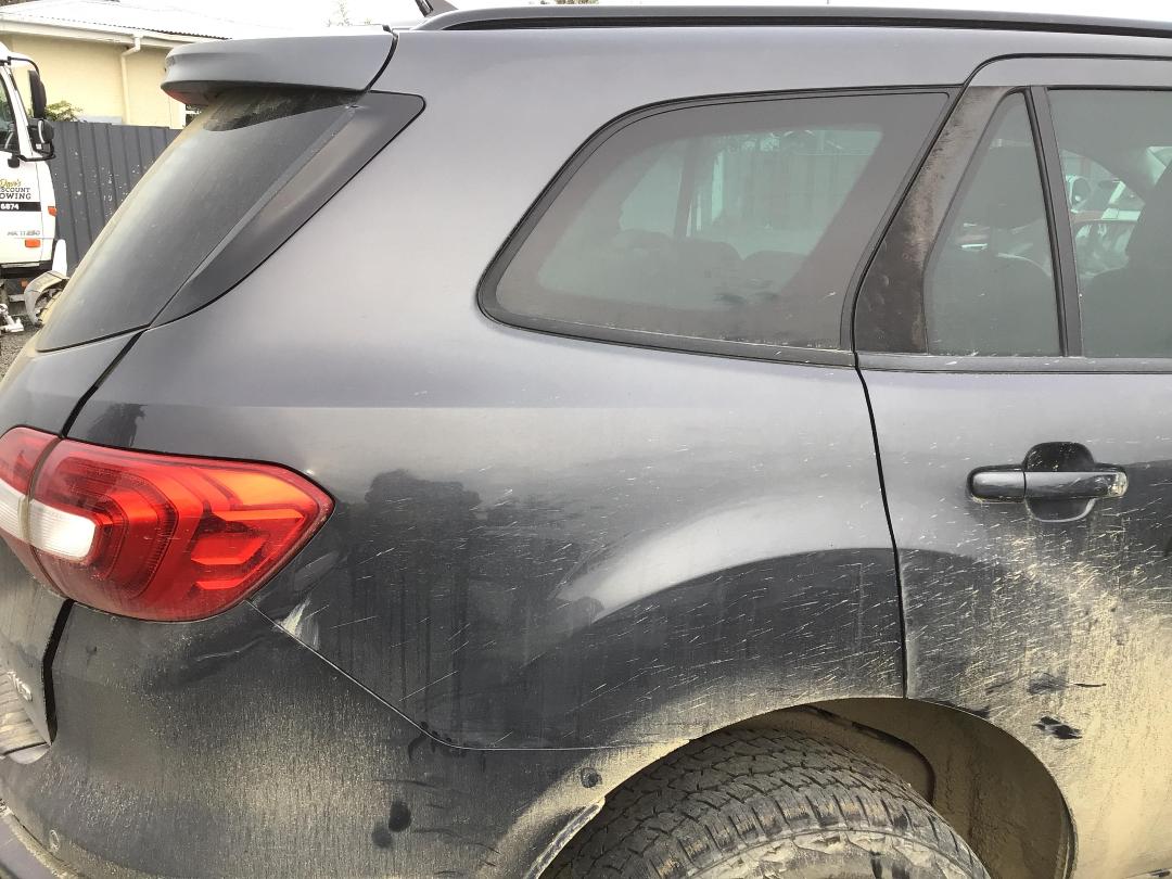 Photo '8' of Ford Everest Sport