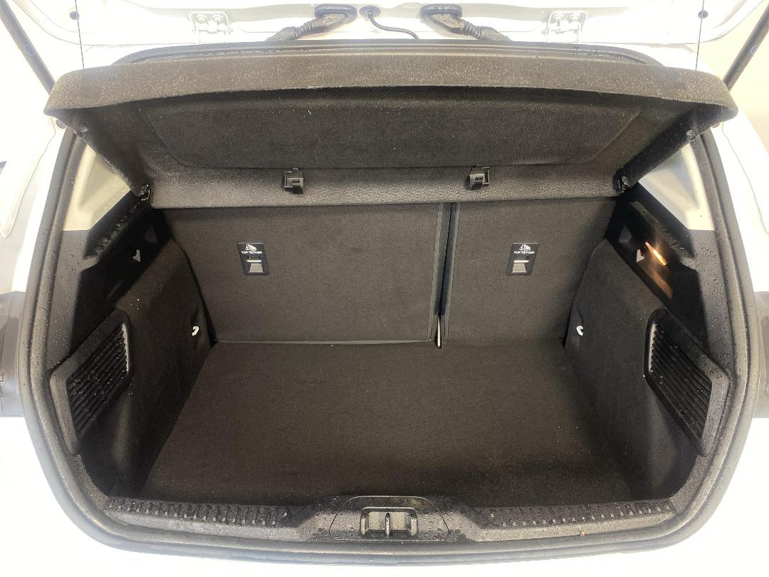 Photo '14' of Ford Focus Photo '14' of Ford Focus