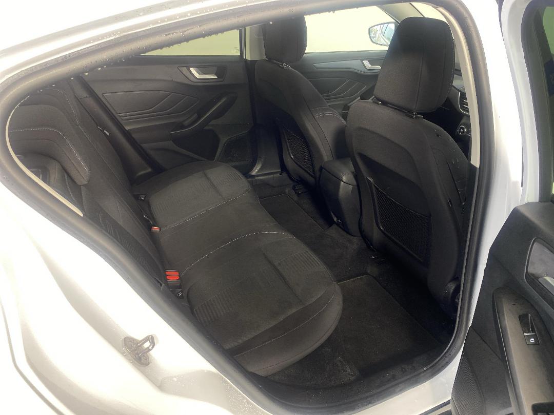 Photo '20' of Ford Focus Photo '20' of Ford Focus