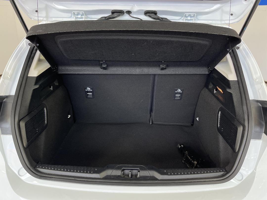 Photo '14' of Ford Focus