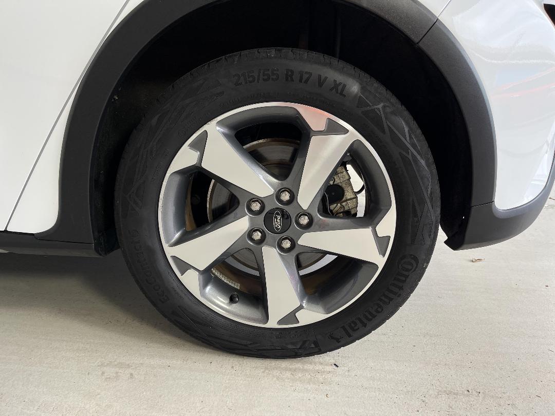 Photo '11' of Ford Focus