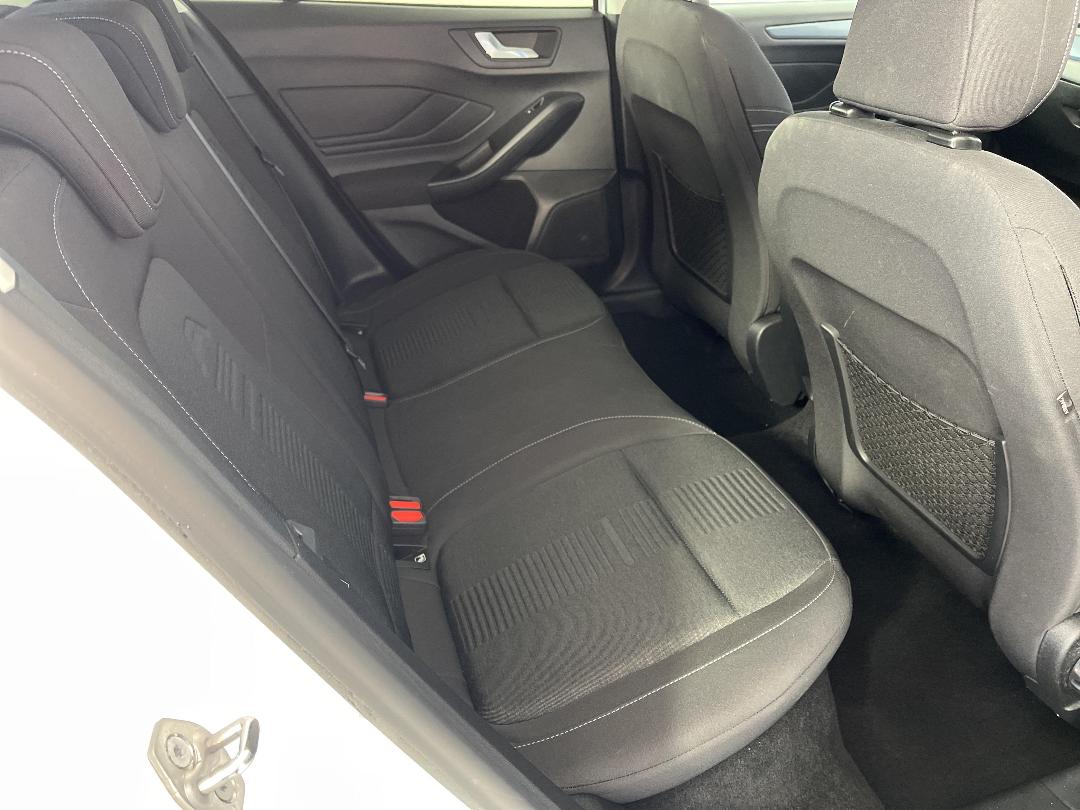 Photo '20' of Ford Focus