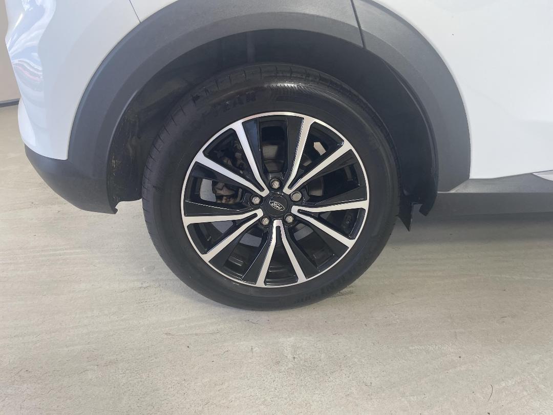 Photo '12' of Ford Puma