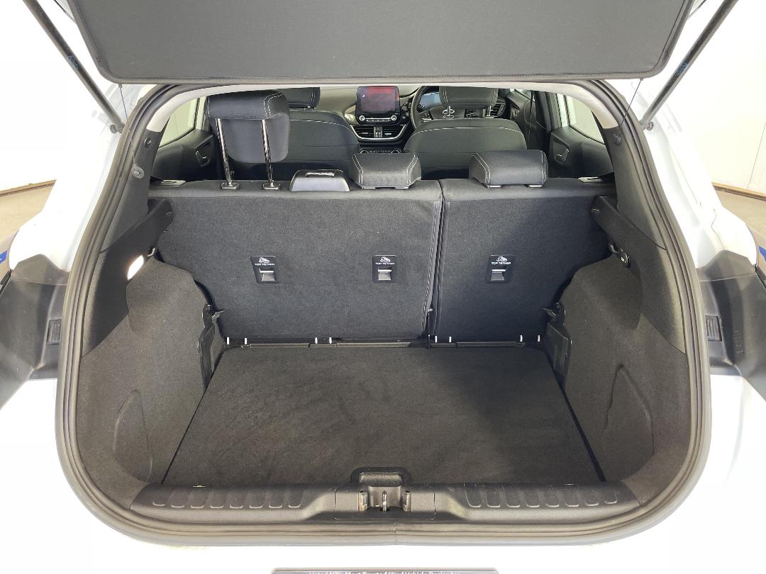 Photo '14' of Ford Puma