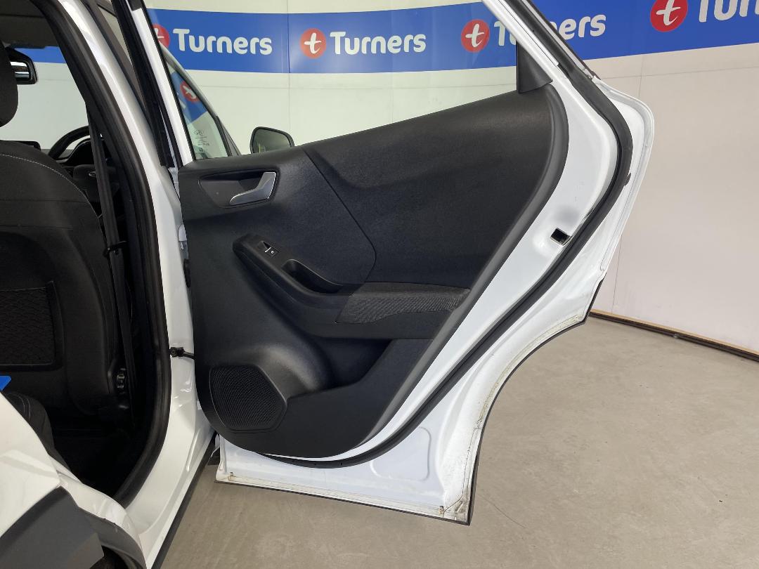 Photo '19' of Ford Puma