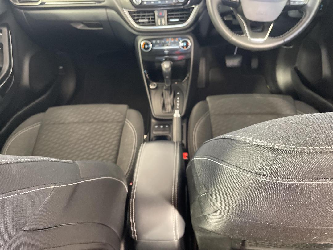 Photo '18' of Ford Puma