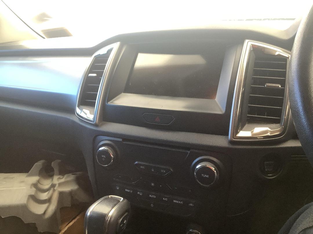 Photo '13' of Ford Ranger XLT Double CAB W/SA Photo '13' of Ford Ranger XLT Double CAB W/SA