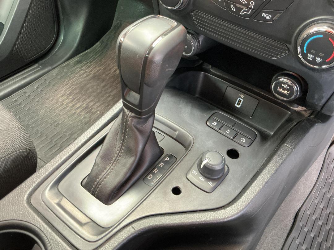 Photo '21' of Ford Ranger