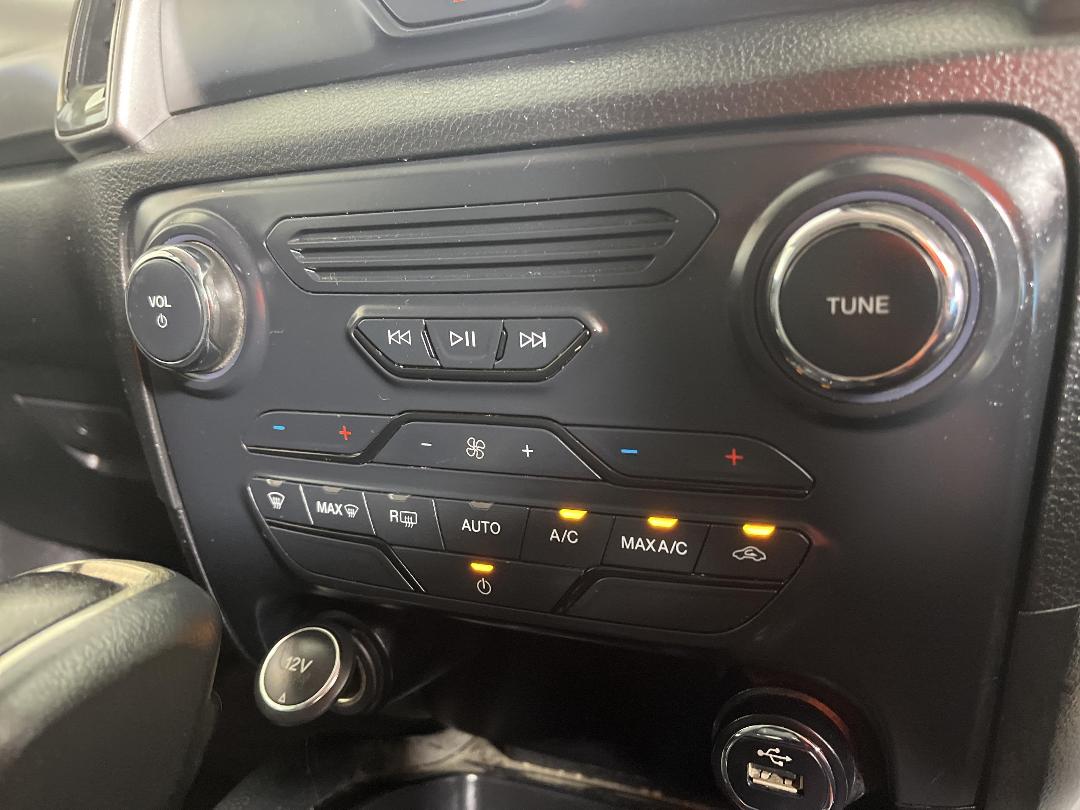 Photo '24' of Ford Ranger Photo '24' of Ford Ranger