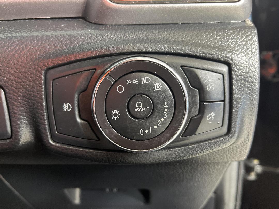 Photo '28' of Ford Ranger Photo '28' of Ford Ranger