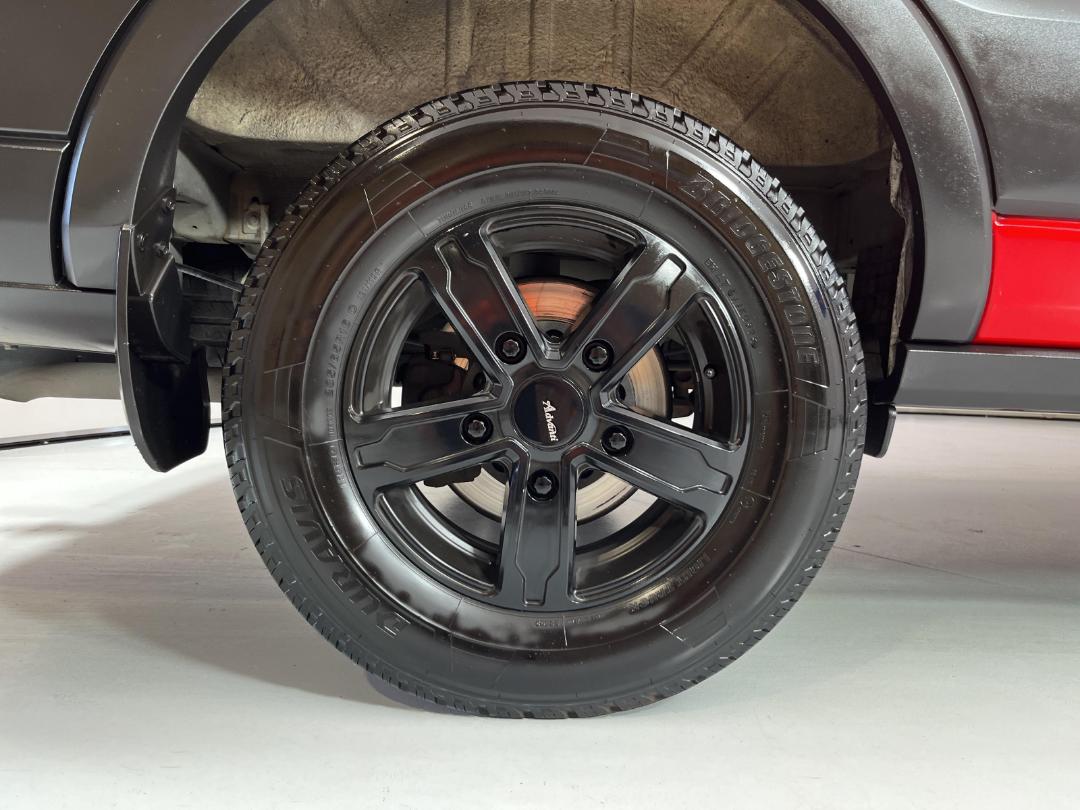 Photo '12' of Ford Transit