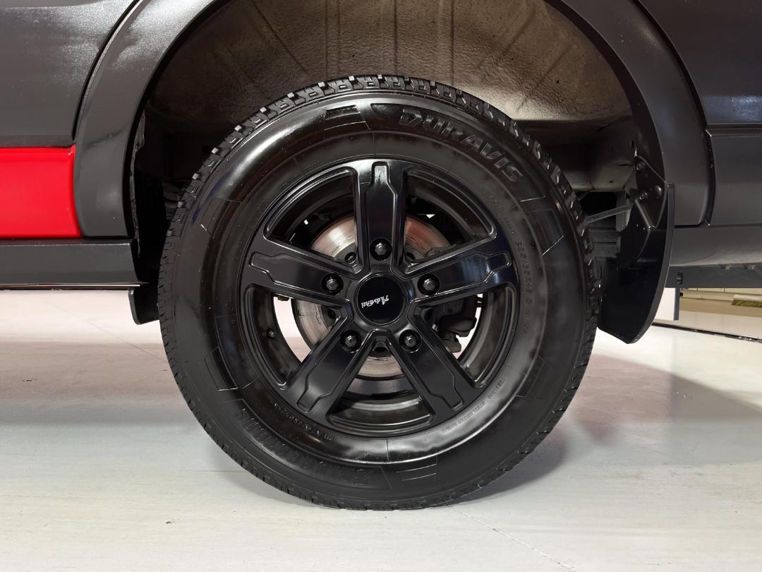 Photo '11' of Ford Transit