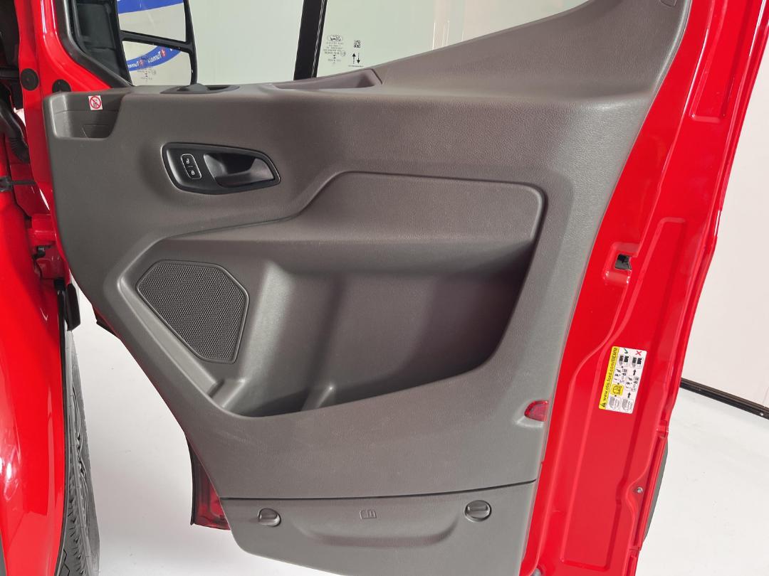 Photo '14' of Ford Transit