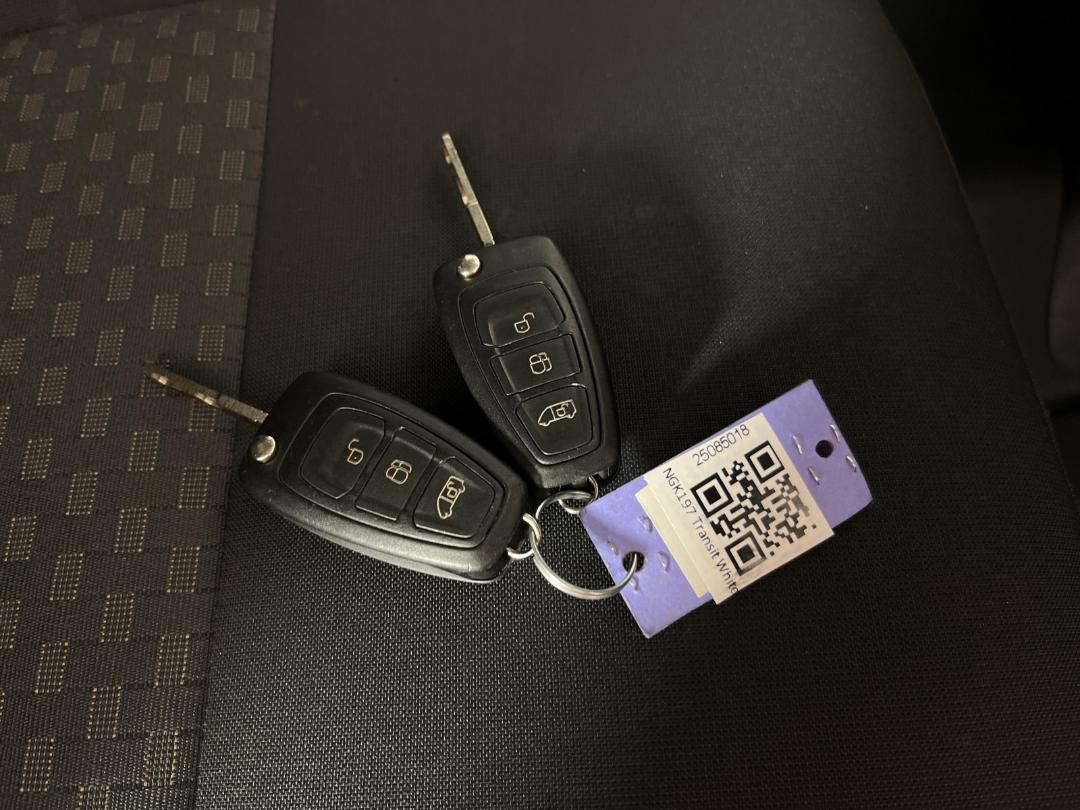 Photo '19' of Ford Transit