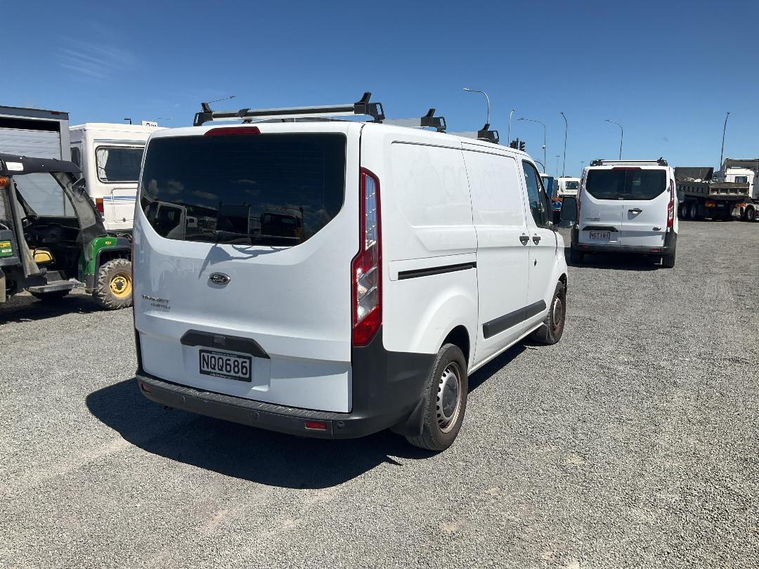 Photo '7' of Ford Transit