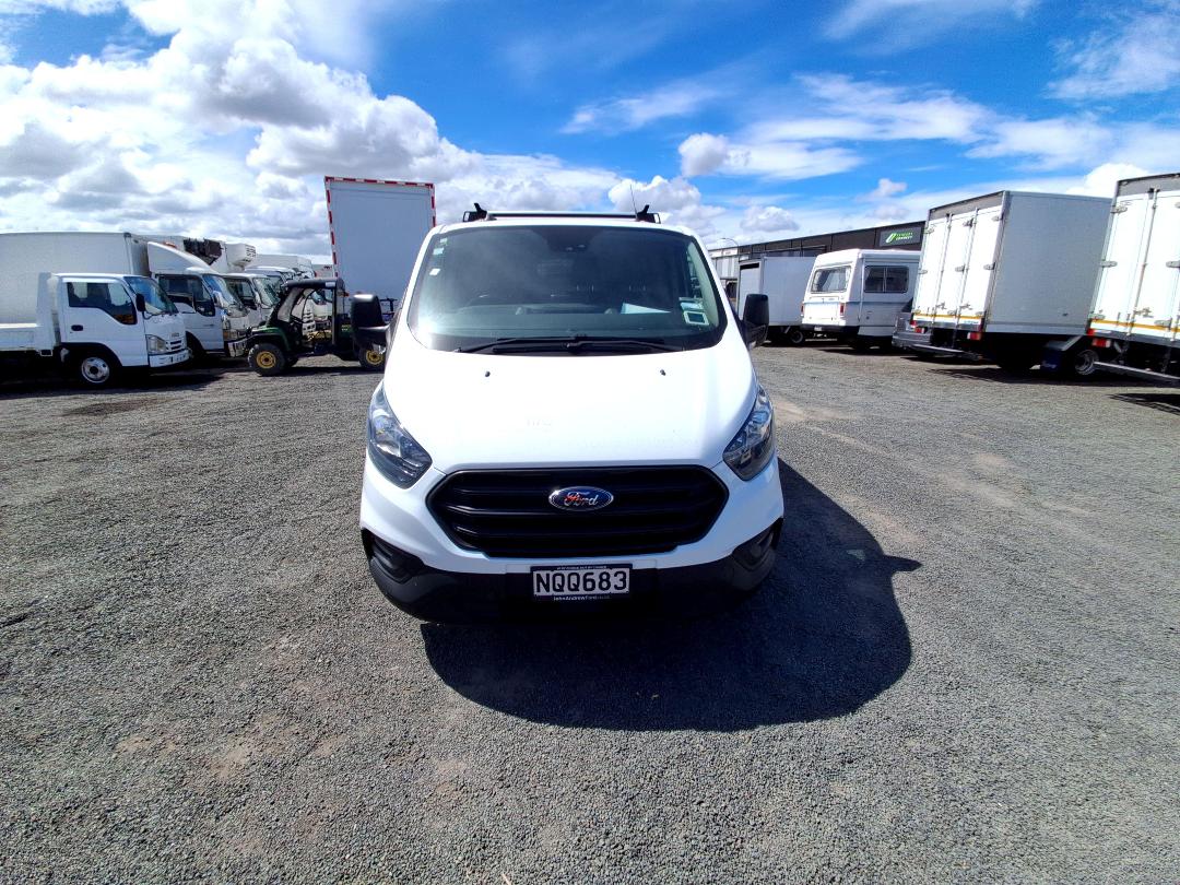 Photo '2' of Ford Transit