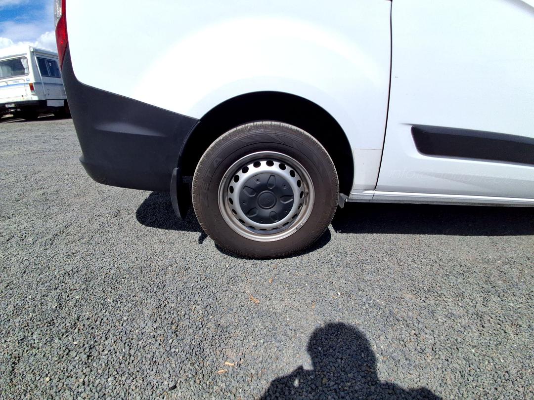 Photo '12' of Ford Transit