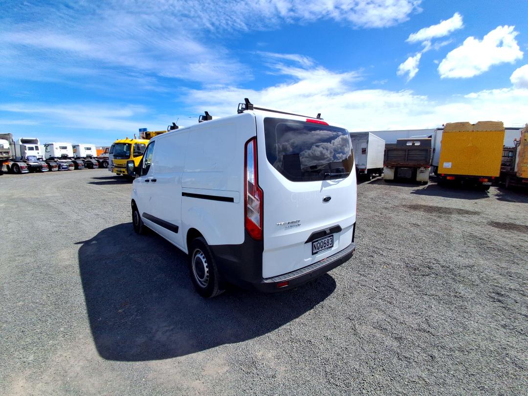 Photo '5' of Ford Transit