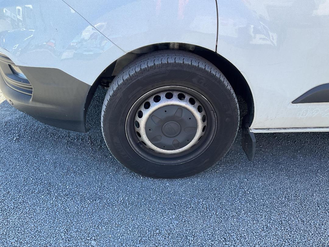 Photo '10' of Ford Transit