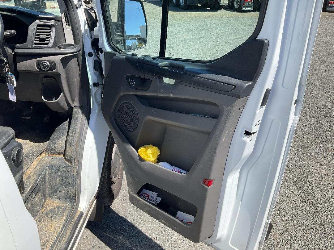 Photo '15' of Ford Transit