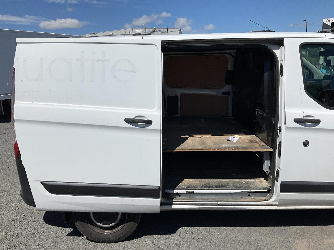 Photo '19' of Ford Transit