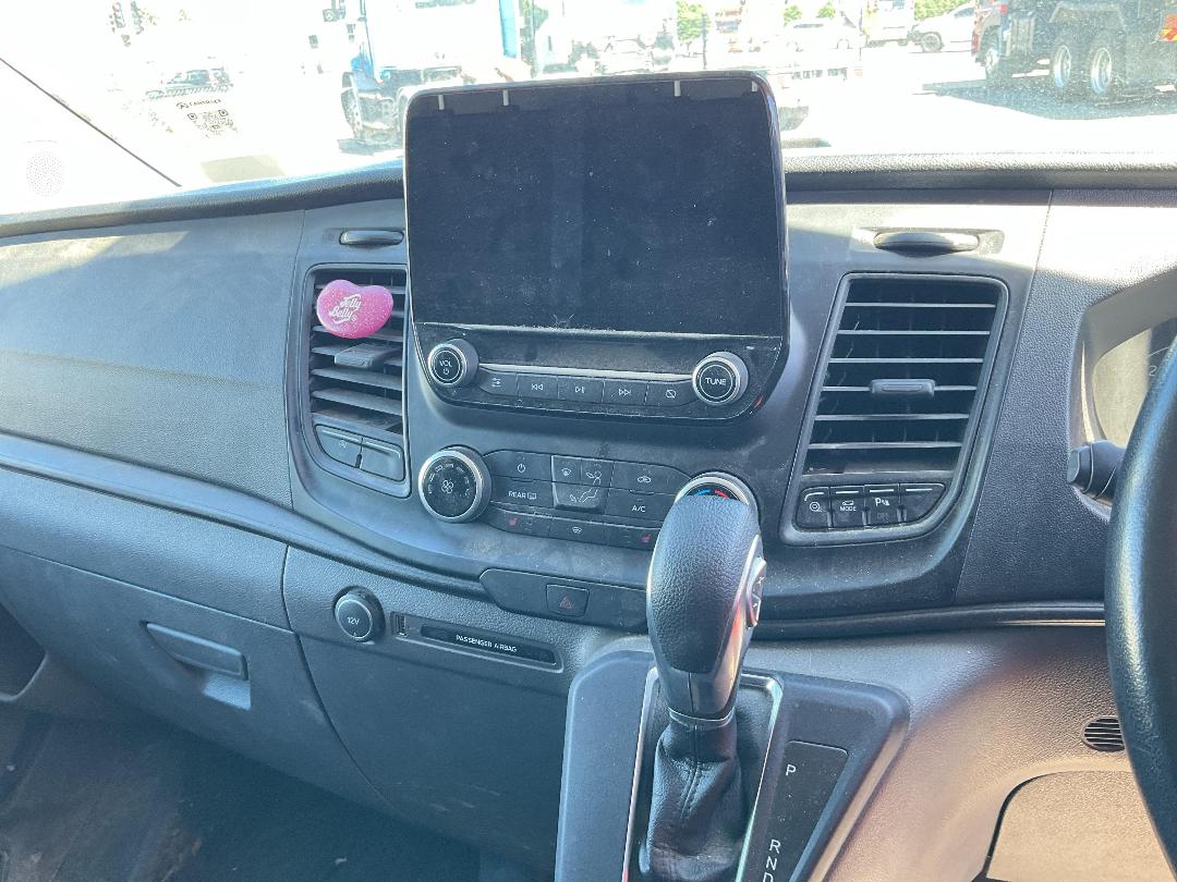 Photo '18' of Ford Transit