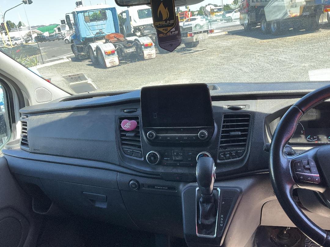 Photo '17' of Ford Transit