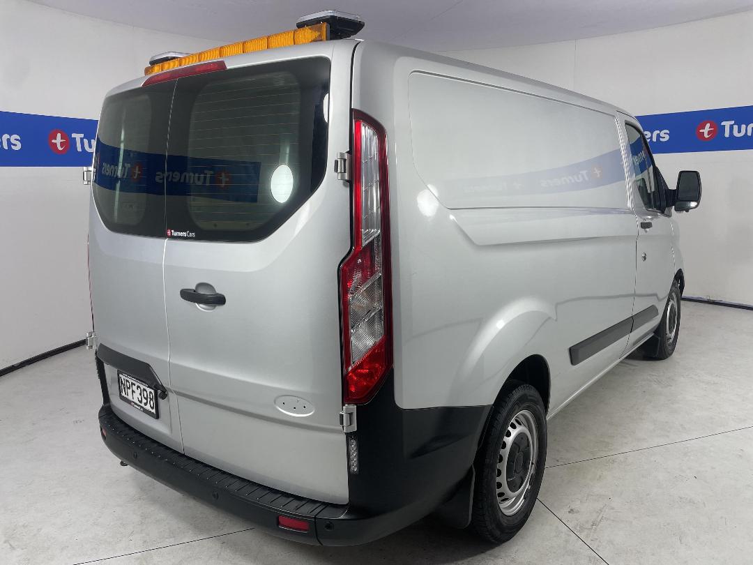 Photo '7' of Ford Transit