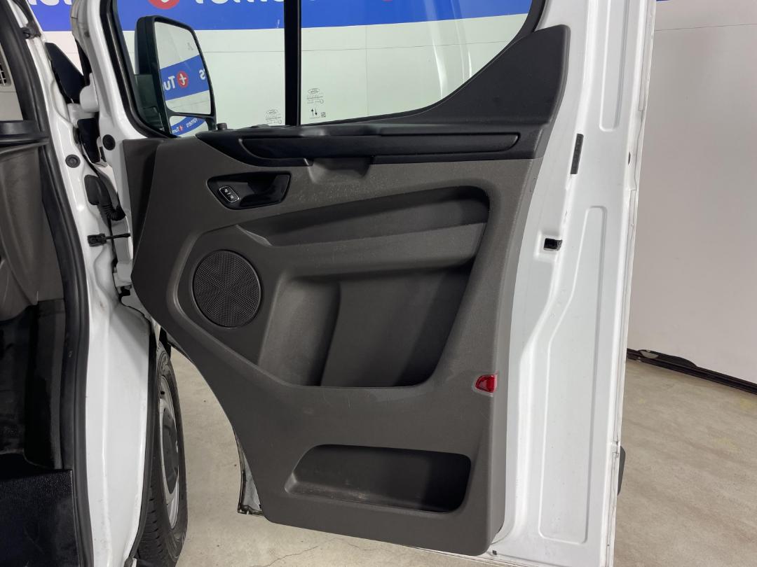 Photo '15' of Ford Transit Photo '15' of Ford Transit