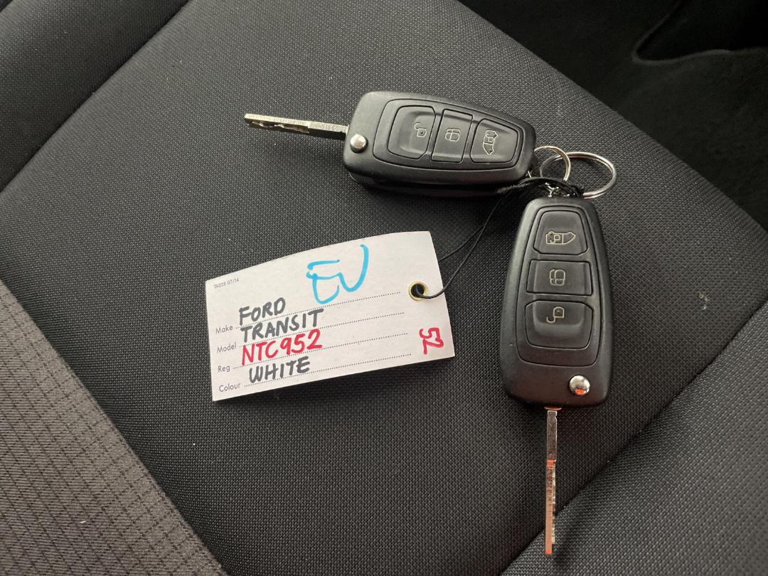 Photo '22' of Ford Transit Photo '22' of Ford Transit