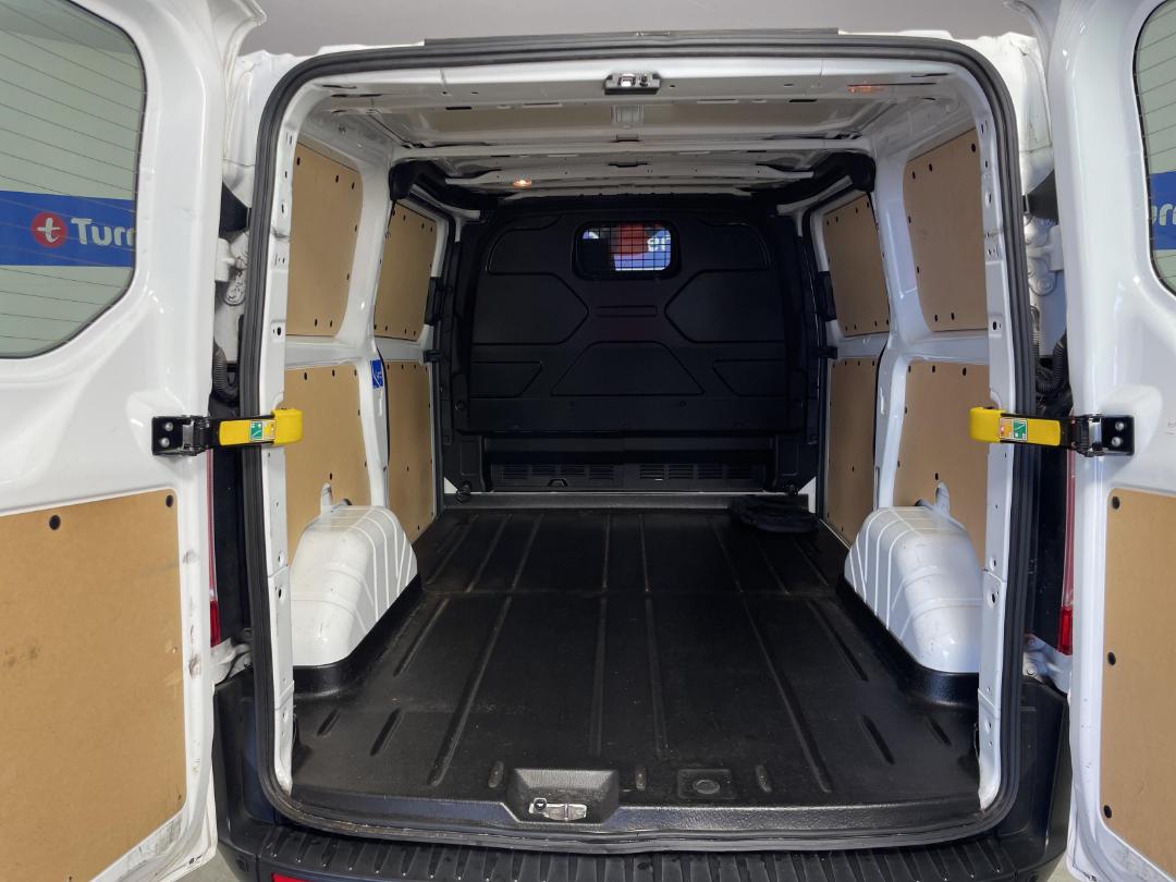 Photo '14' of Ford Transit