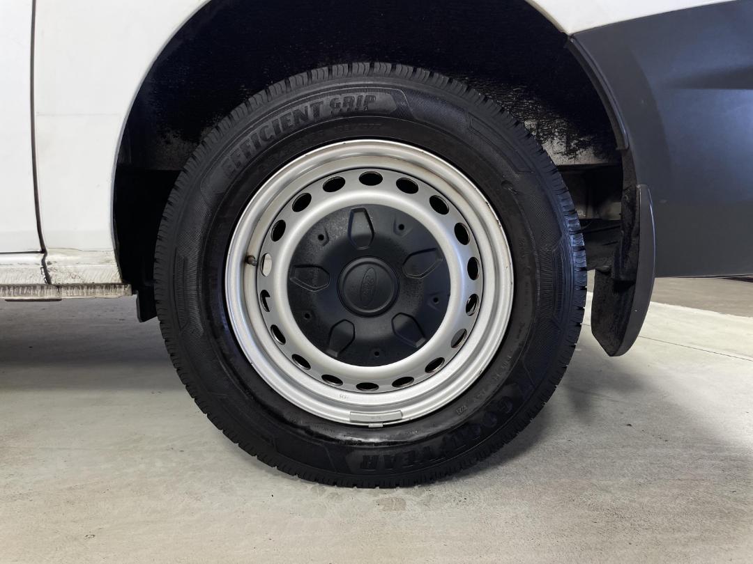 Photo '11' of Ford Transit