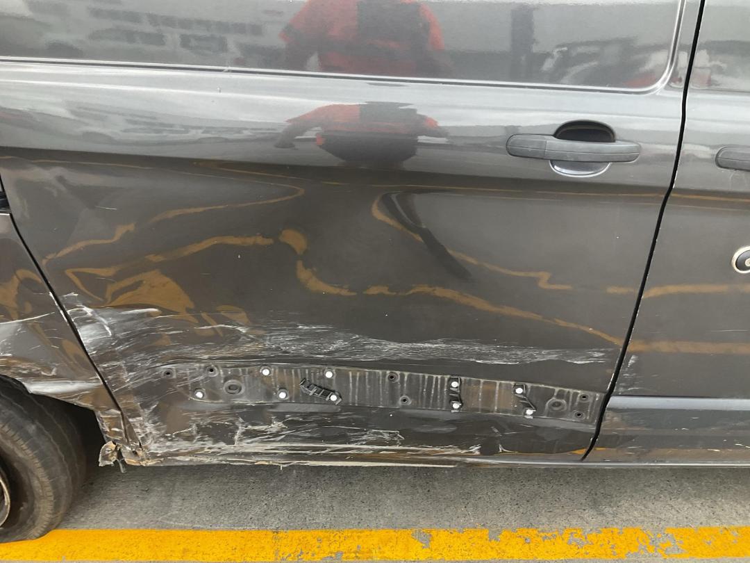 Photo '17' of Ford Transit Custom SWB LOW Roof Photo '17' of Ford Transit Custom SWB LOW Roof