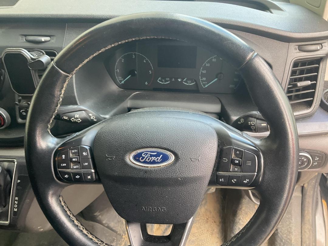 Photo '23' of Ford Transit Custom SWB LOW Roof Photo '23' of Ford Transit Custom SWB LOW Roof