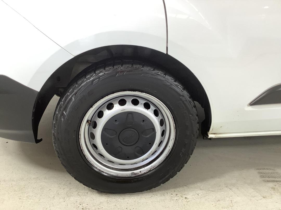 Photo '10' of Ford Transit