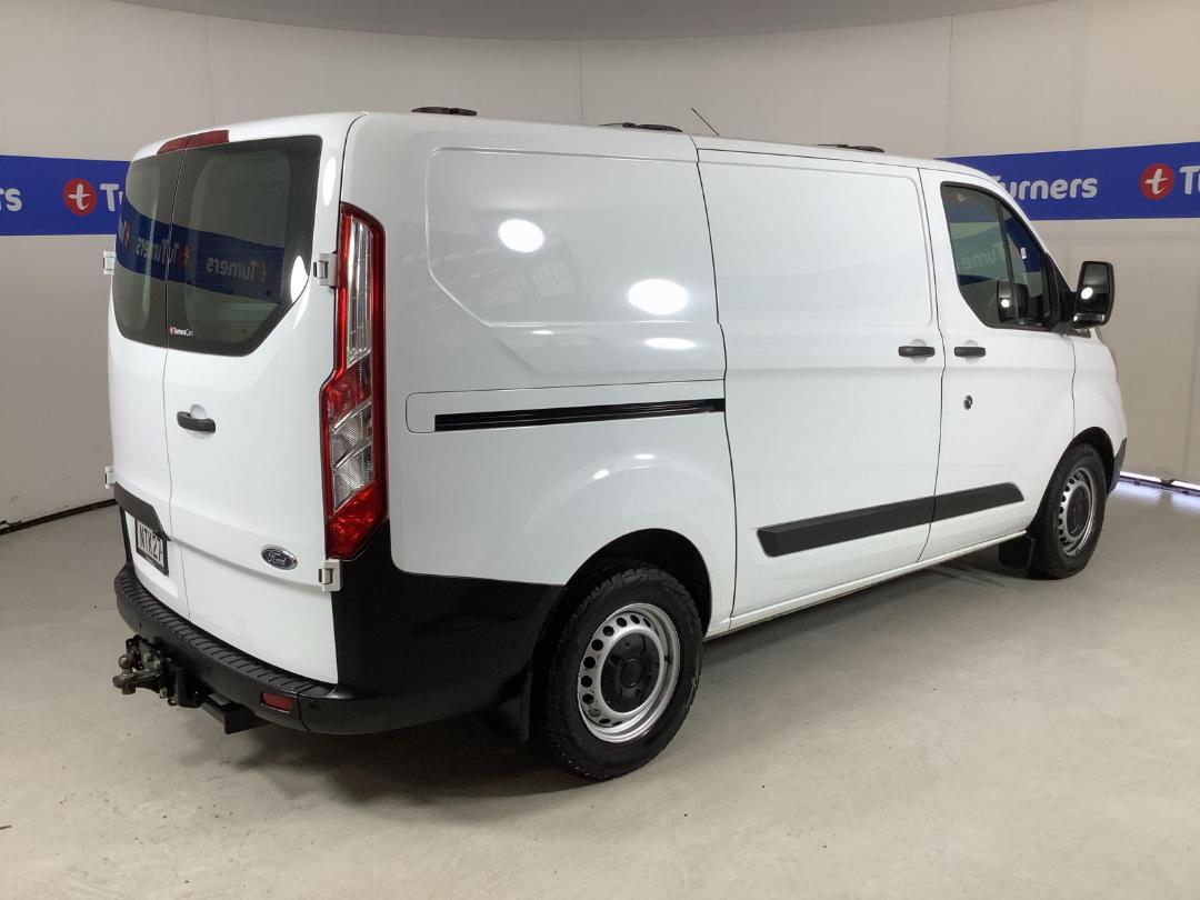 Photo '7' of Ford Transit