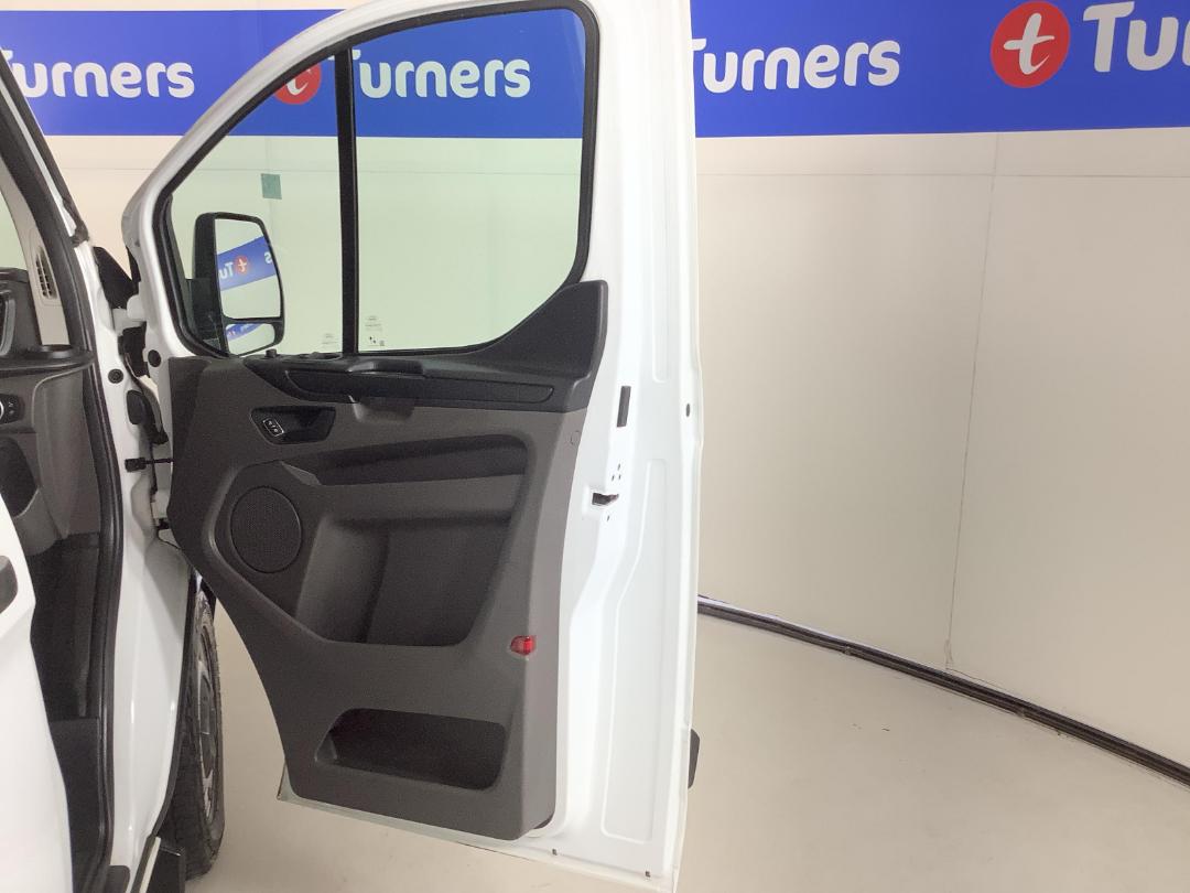 Photo '15' of Ford Transit