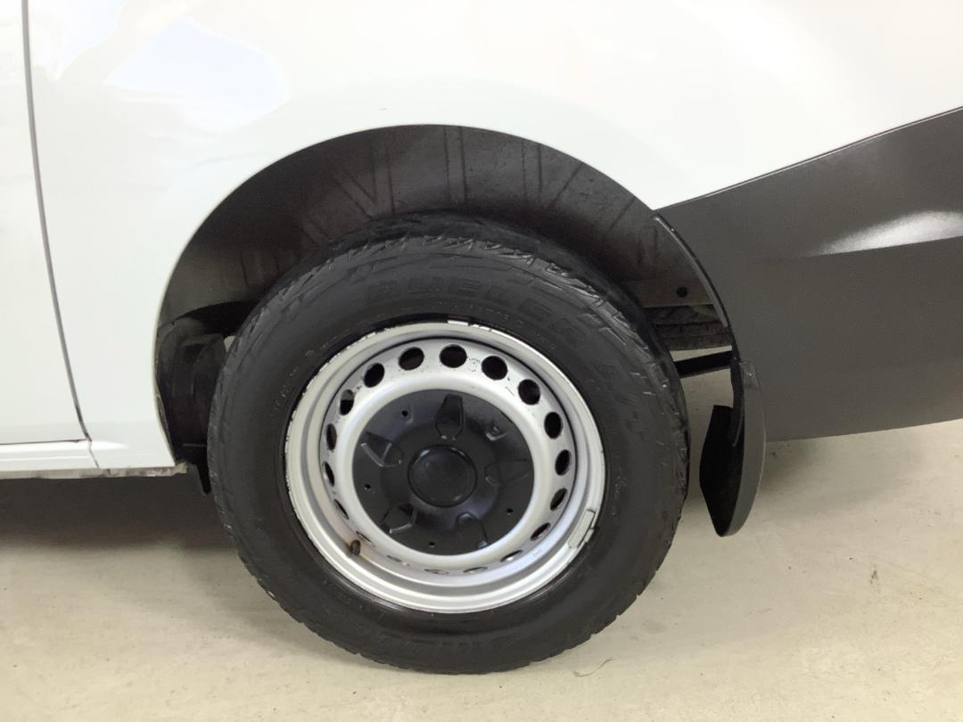 Photo '11' of Ford Transit