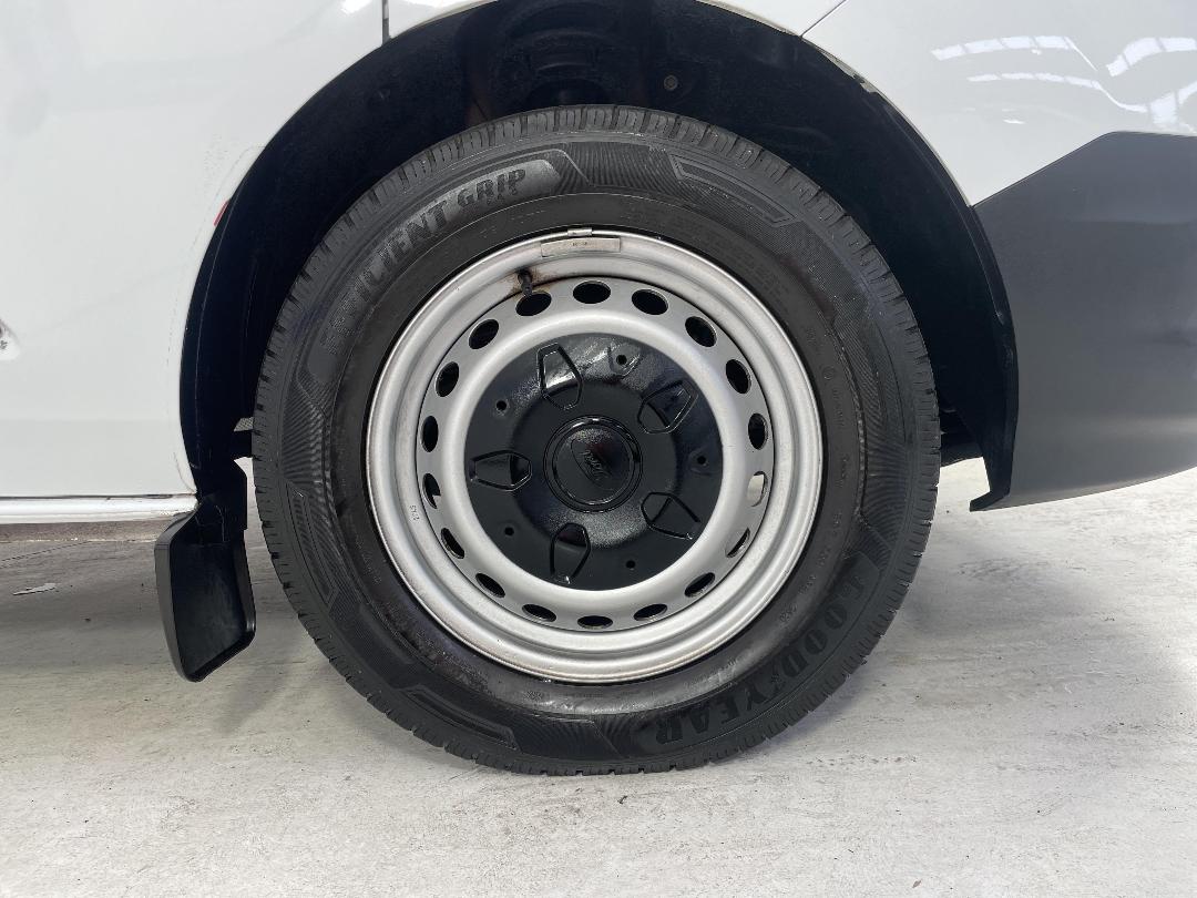 Photo '9' of Ford Transit