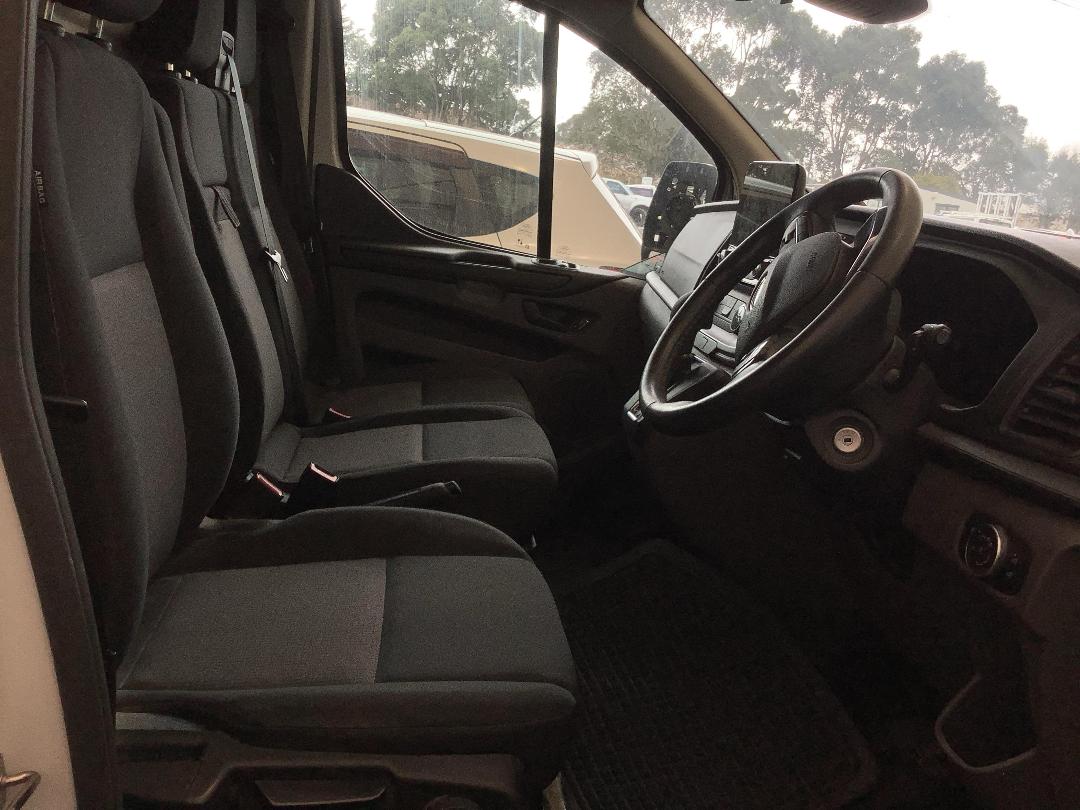 Photo '10' of Ford Transit Custom SWB LOW Roof