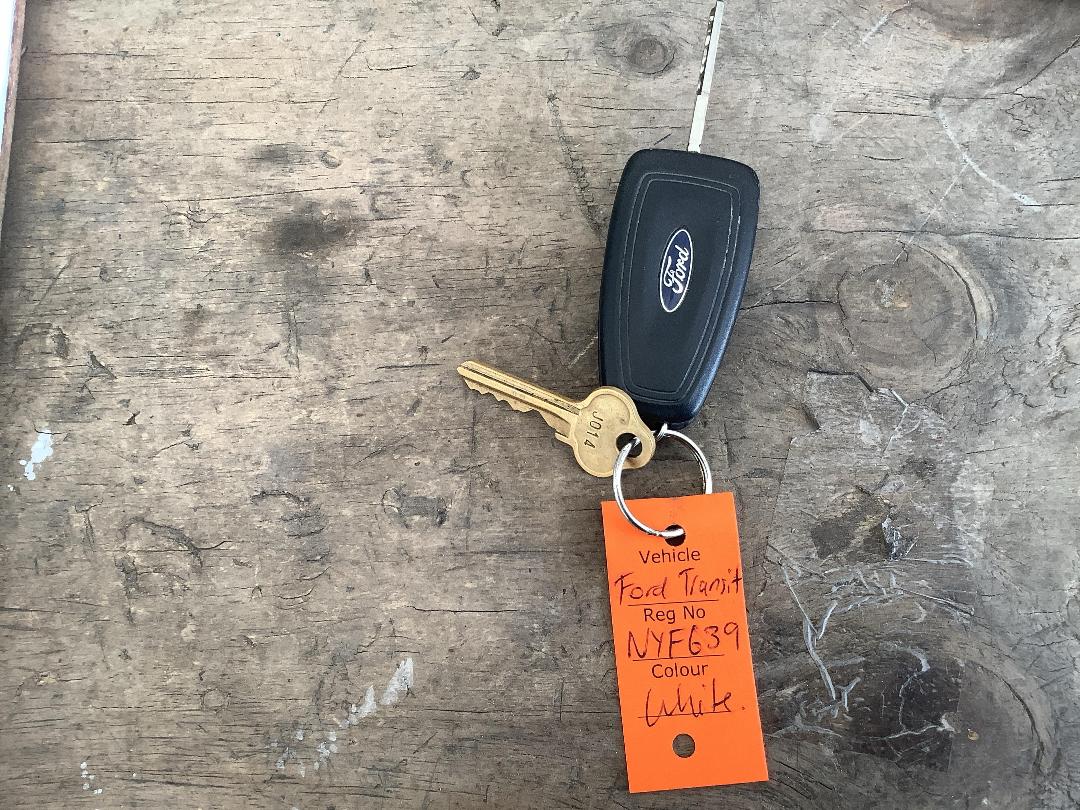 Photo '17' of Ford Transit Custom SWB LOW Roof