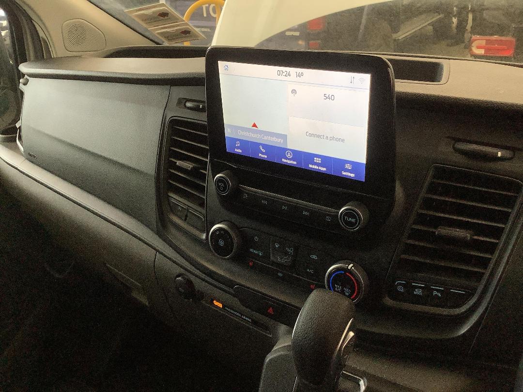 Photo '18' of Ford Transit Custom SWB LOW Roof