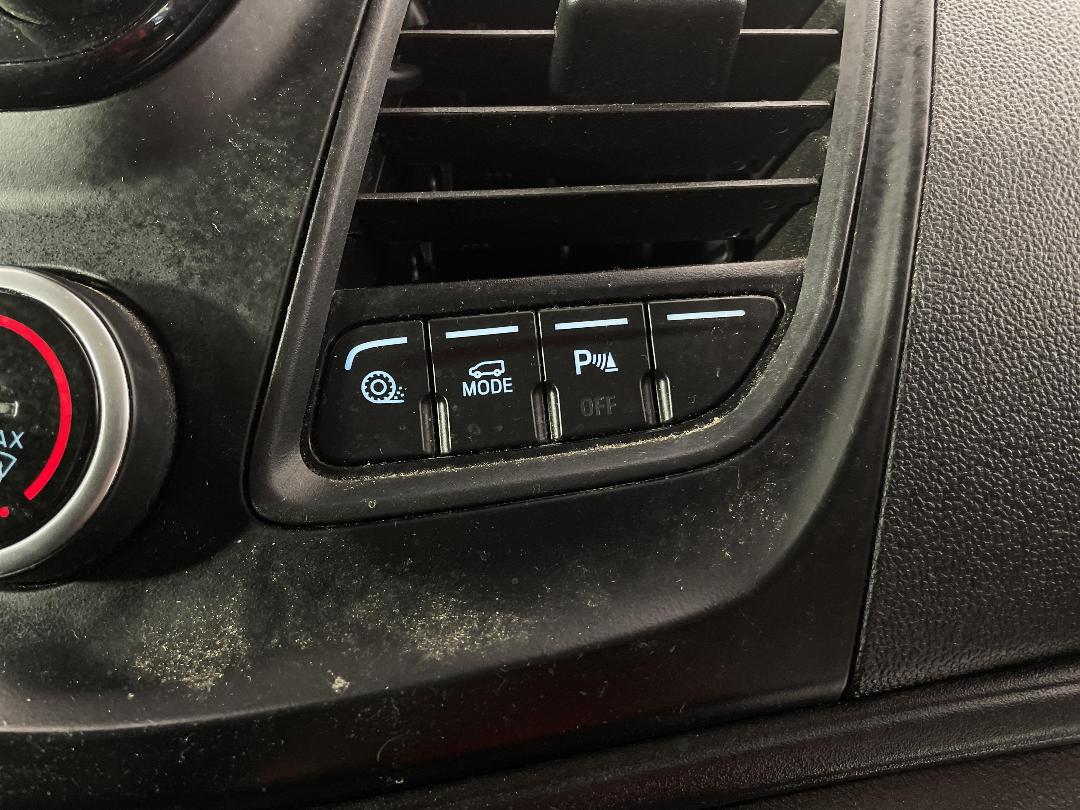 Photo '24' of Ford Transit