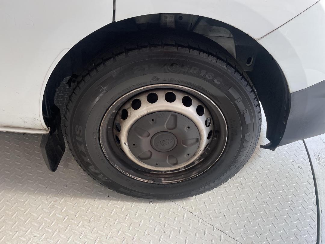 Photo '9' of Ford Transit