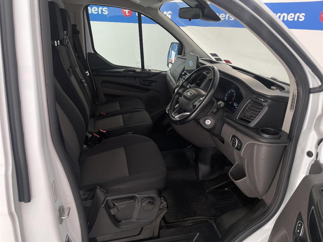 Photo '16' of Ford Transit