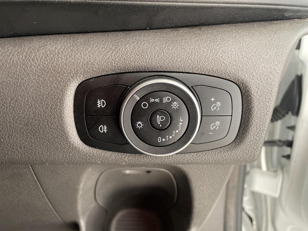 Photo '23' of Ford Transit