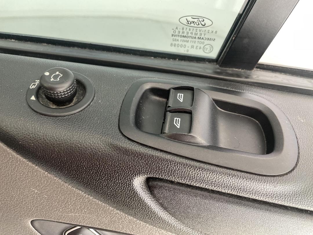 Photo '22' of Ford Transit