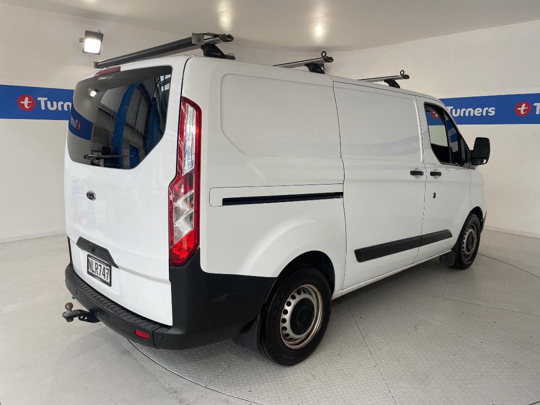 Photo '7' of Ford Transit